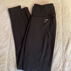 Black Gymshark leggings